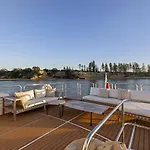 Ww Luxury Motor Yacht - Auckland Viaduct