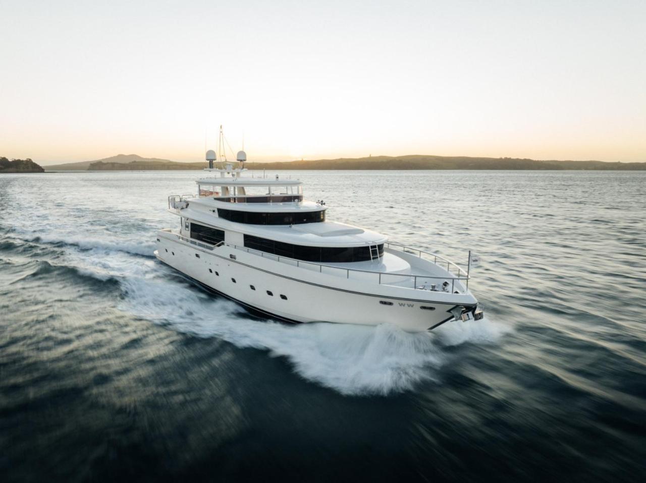 Ww Luxury Motor Yacht - Viaduct * Auckland