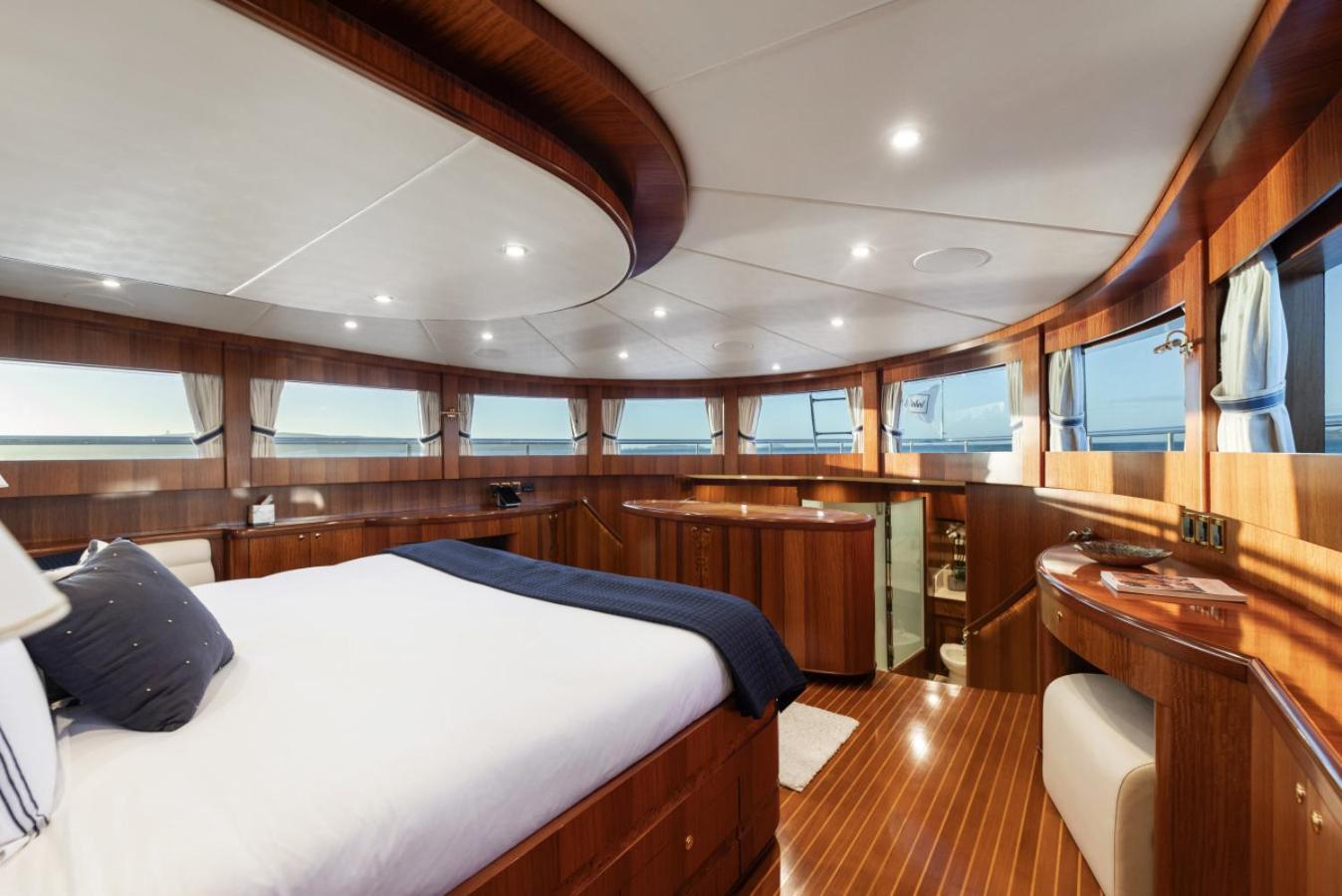 Ww Luxury Motor Yacht - Viaduct Holiday home